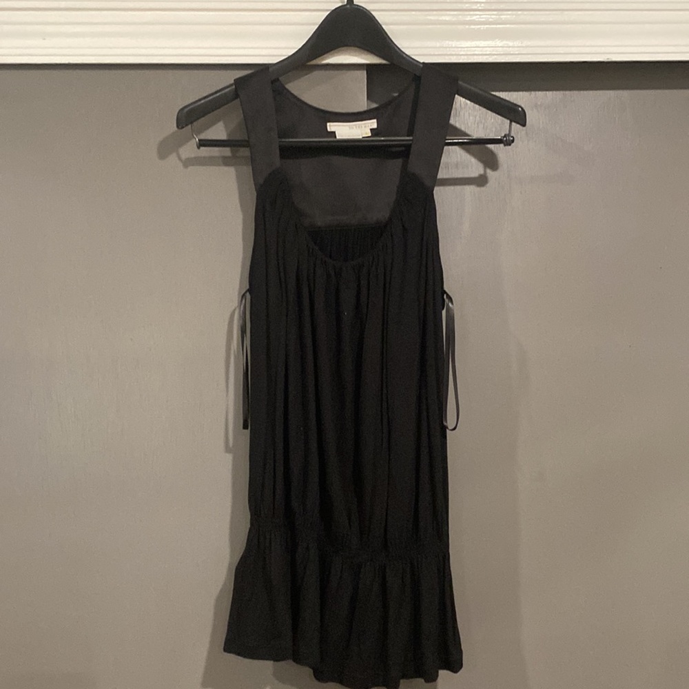 To The Max black sleeveless top size small